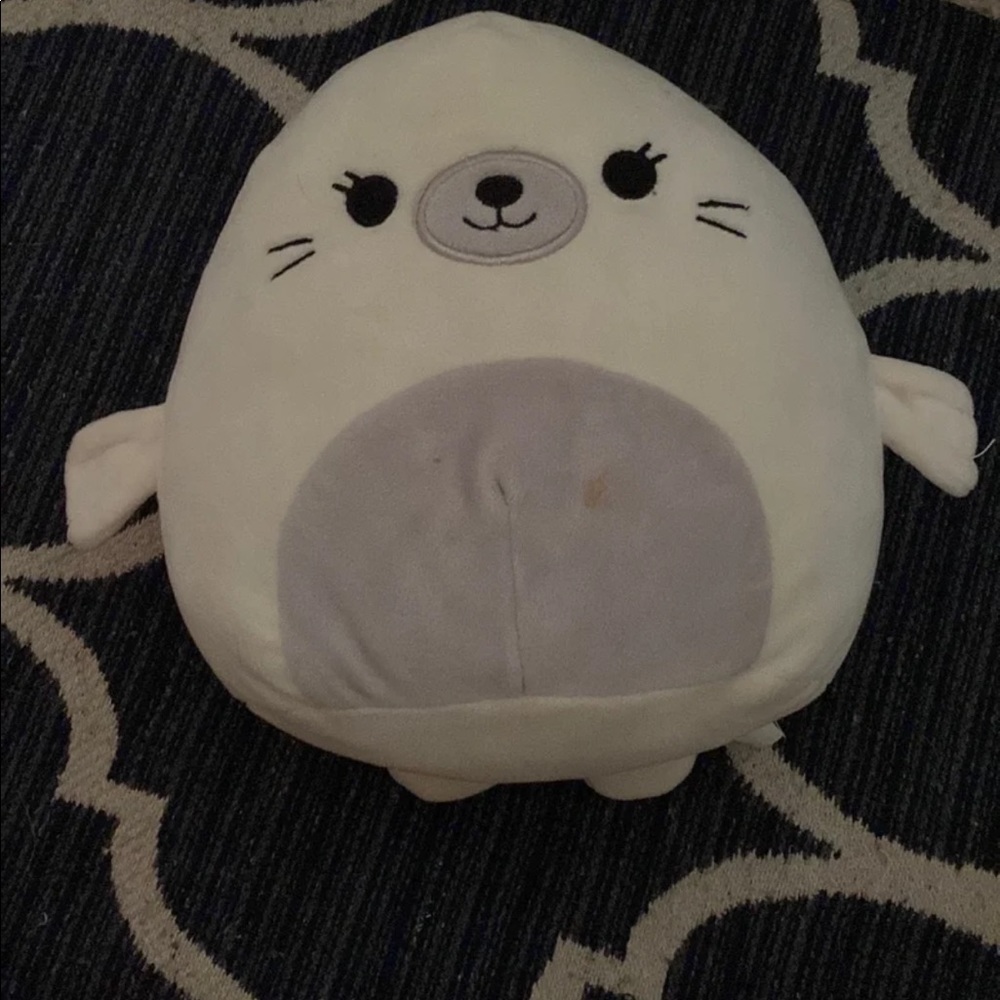 Seal squishmallow